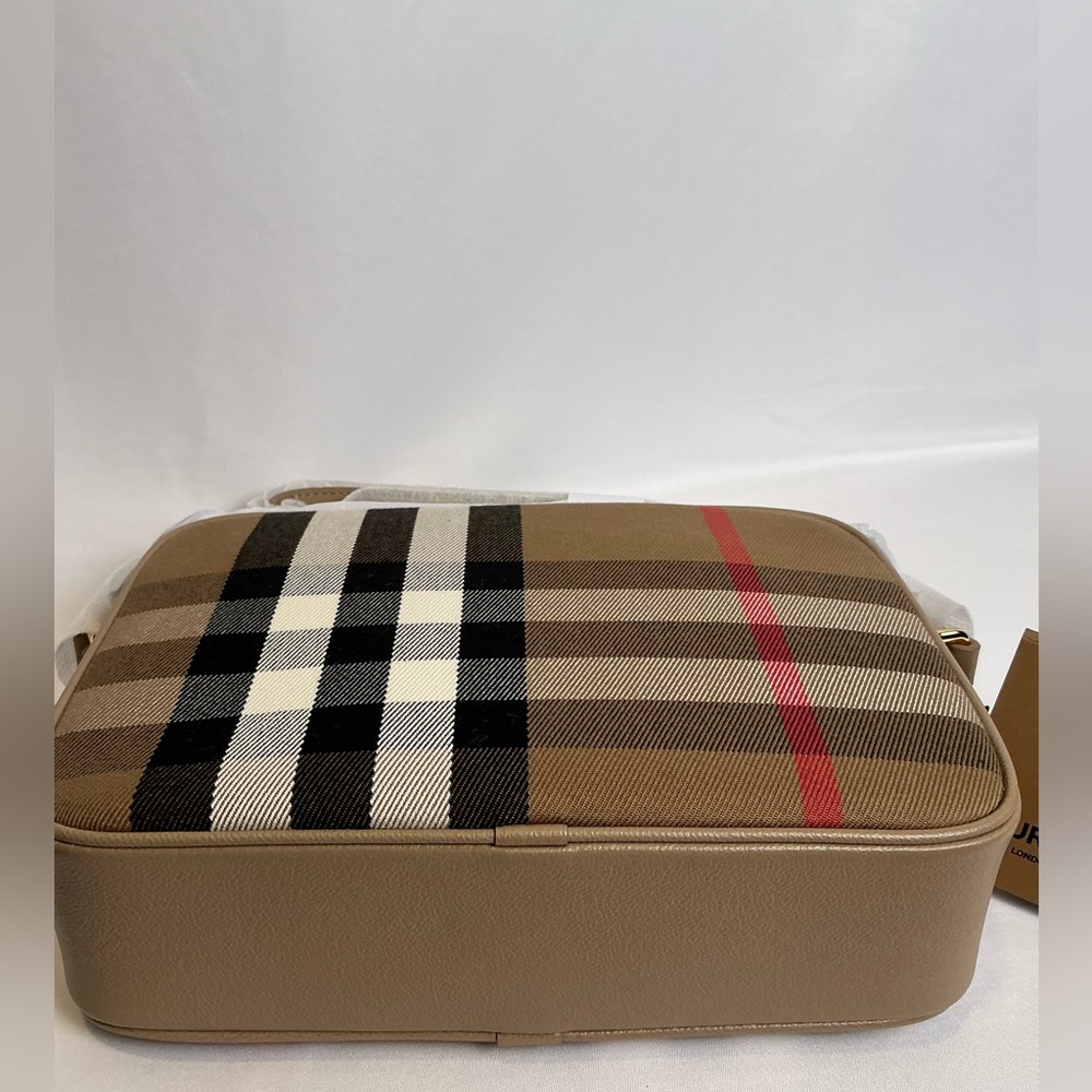 Burberry Chestnut Beige Plaid Crossbody Camera Bag NEW - Picture 14 of 16